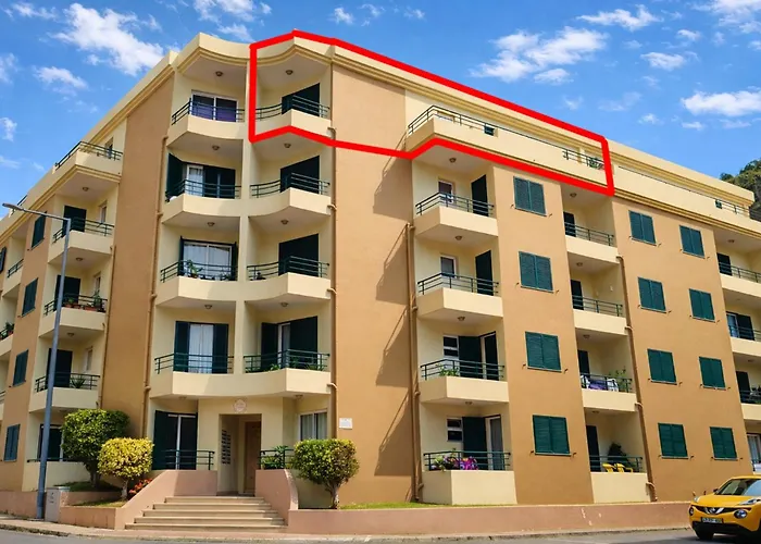 Ribeira View Em Madeira Com Private Parking Apartment