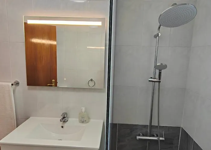 Ribeira View Em Madeira Com Private Parking Apartment *